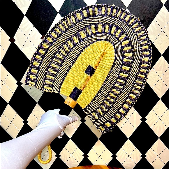 Set of 3 Handwoven African Bolga Fans – Natural Rattan Wall Art or Body Fans - Picture 13 of 15